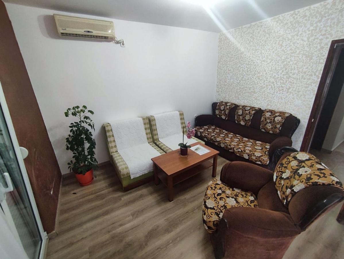 Apartmani Bellami Bečići المظهر الخارجي الصورة